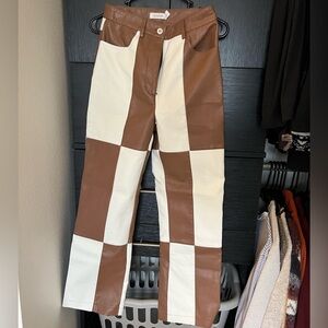 Glassons Leather patterned pant size 8 unique high fashion